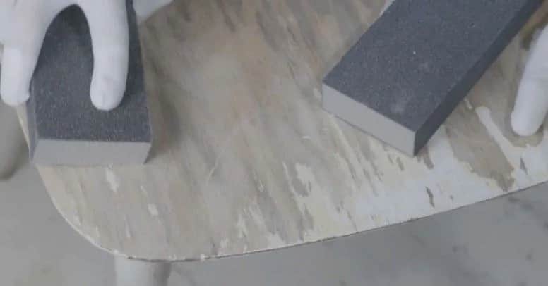 Jak zmyć farbę z mebli: Skuteczne metody i porady krok po kroku